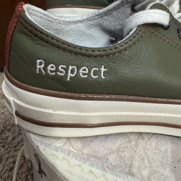 Converse You Leather Green Low-Top Sneakers Women’s size 7.5 Like New - Picture 6 of 15